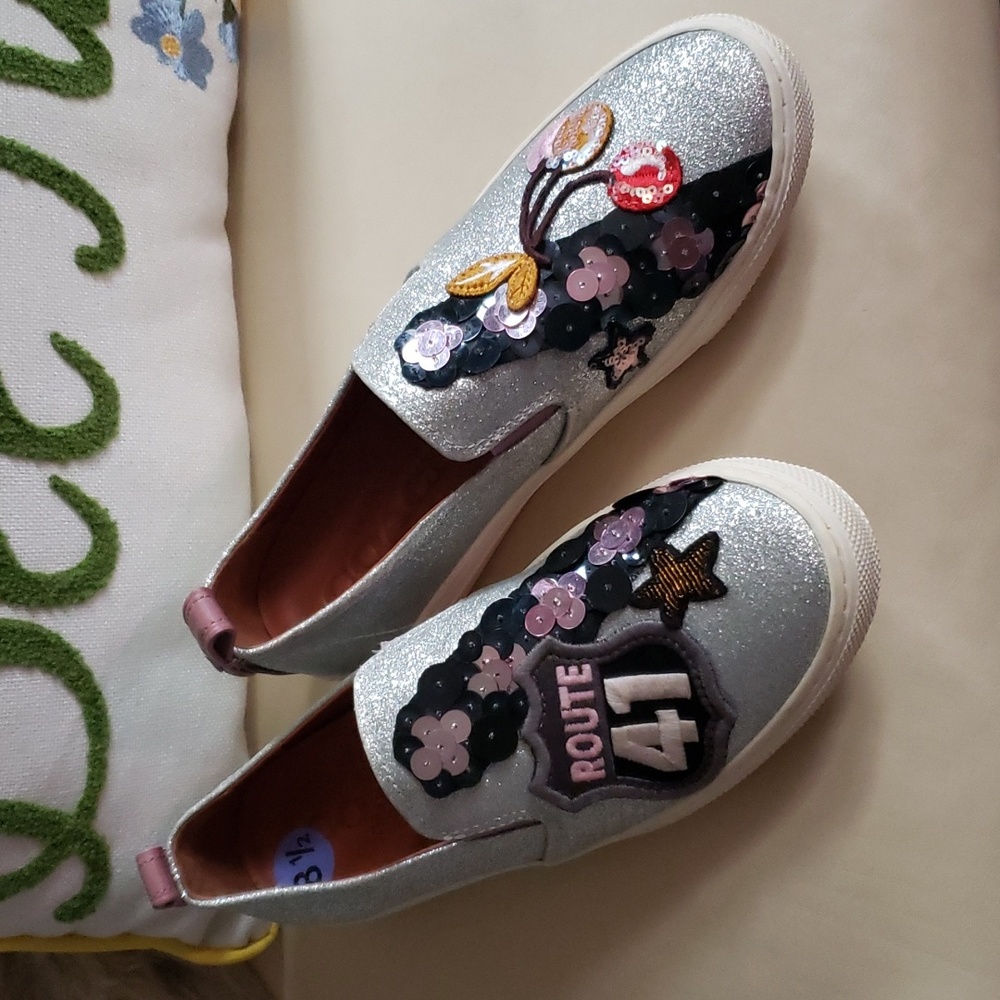 Coach embellished slip-on shoes 8.5 M